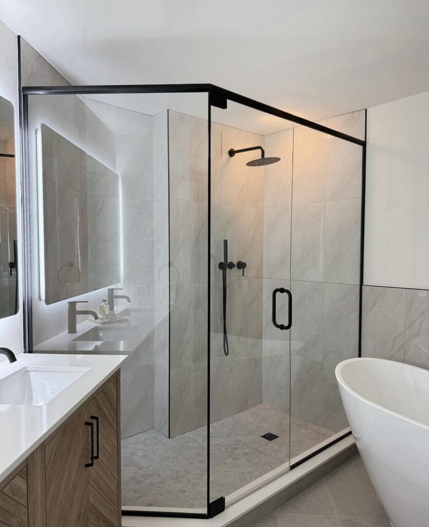 [After] Rideau Bathroom Renovation - Terzetto Homes Design Build Remodel in Ottawa